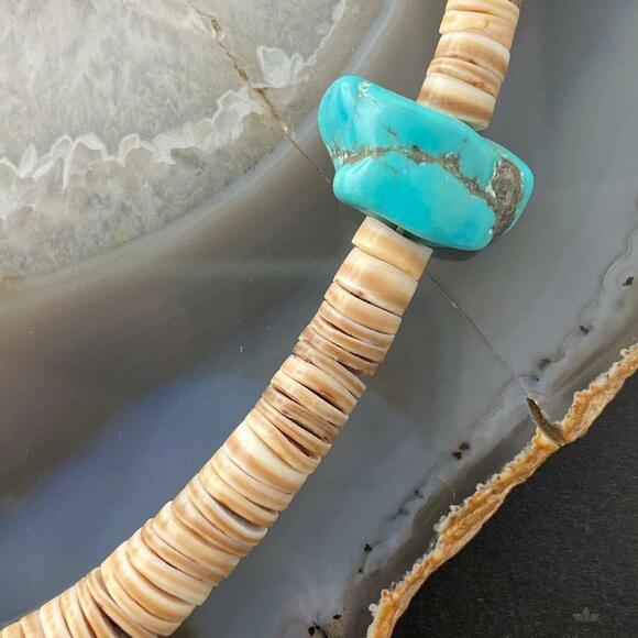 Vintage Native American Heishi Sea Shell Disk and Chunky Turquoise Necklace - Picture 6 of 11